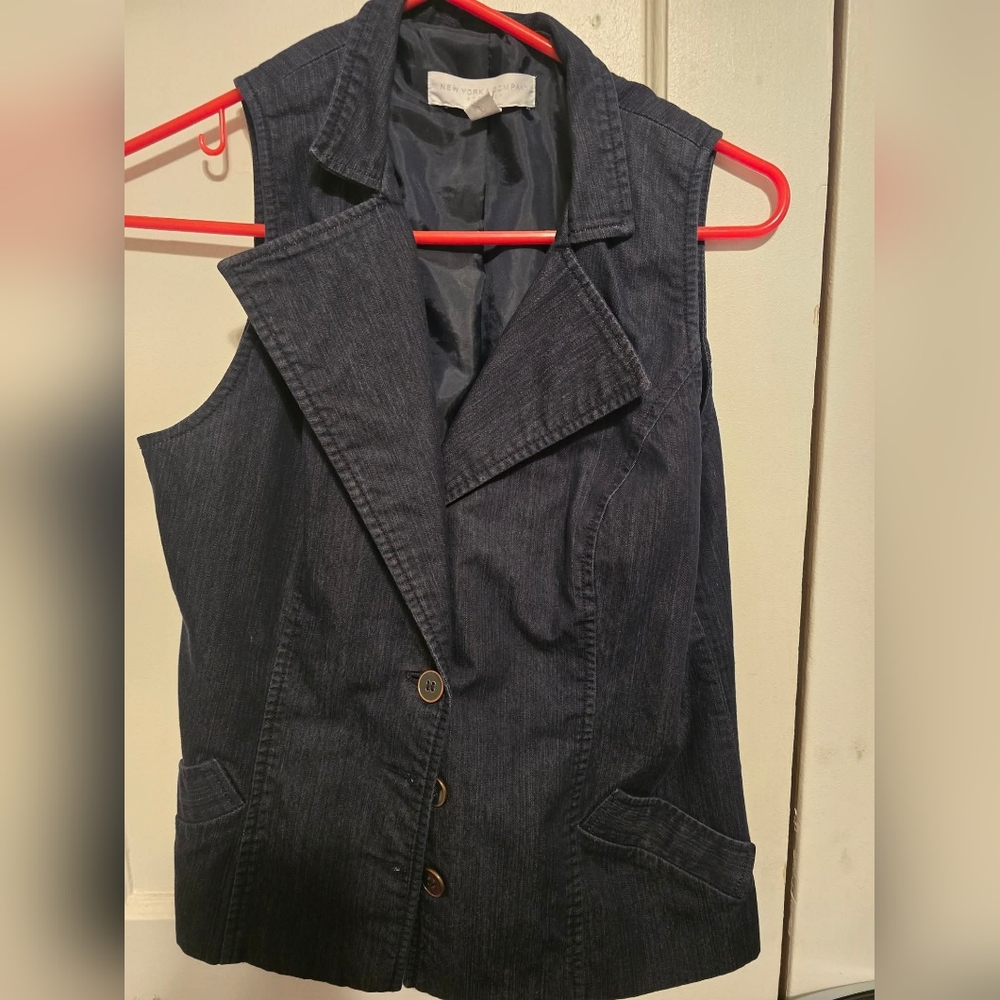 New York & company vest